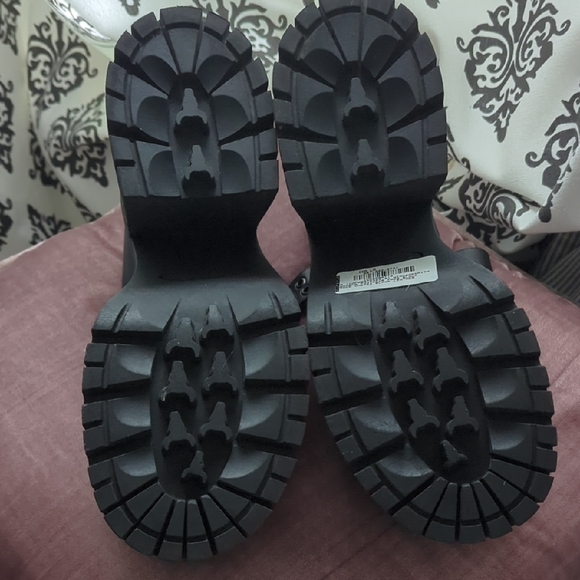 Windsor Smith Black Platform Shoes - Picture 5 of 6